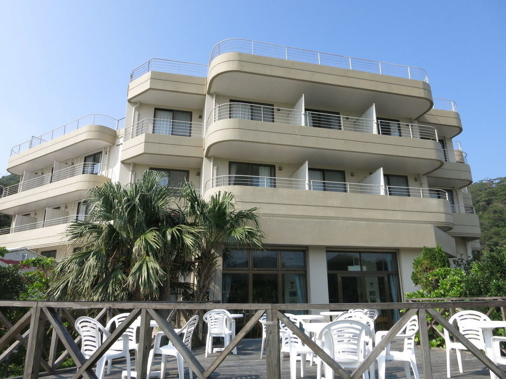 זמאמי Kerama Beach Hotel מראה חיצוני תמונה